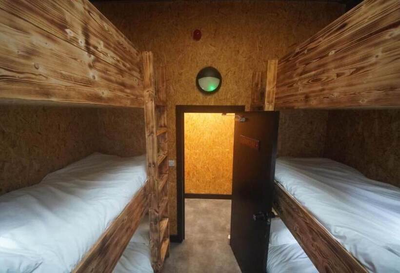 هاستل The Studio