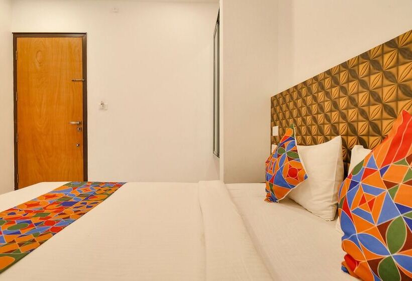 Bed and Breakfast Fabexpress Krishna Suites