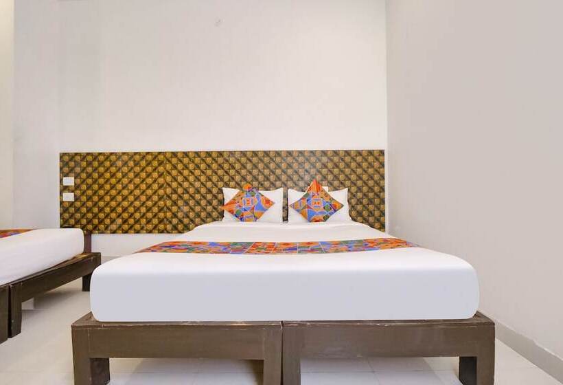 Bed and Breakfast Fabexpress Krishna Suites