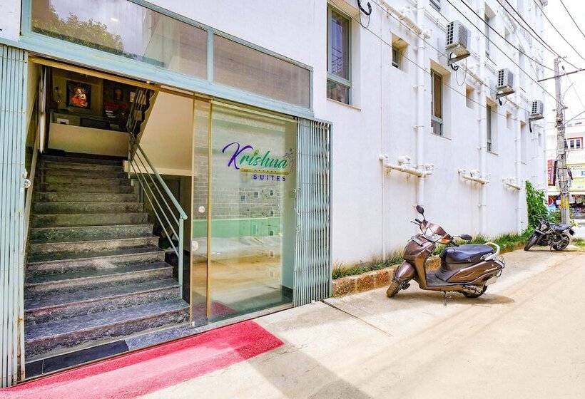 Bed and Breakfast Fabexpress Krishna Suites