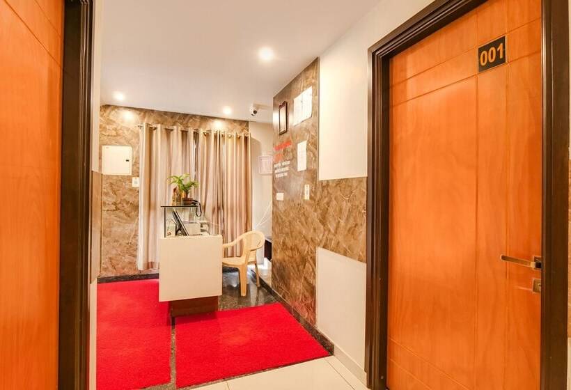 Bed and Breakfast Fabexpress Krishna Suites