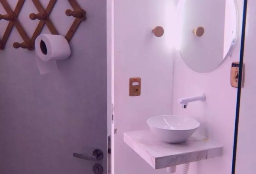 Hostel Olho D água