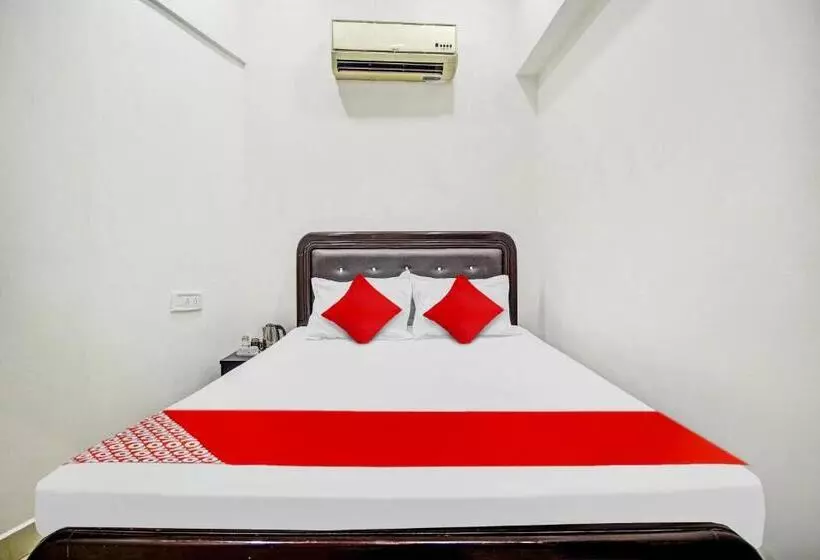 Hotelli Flagship Crossroad Rooms