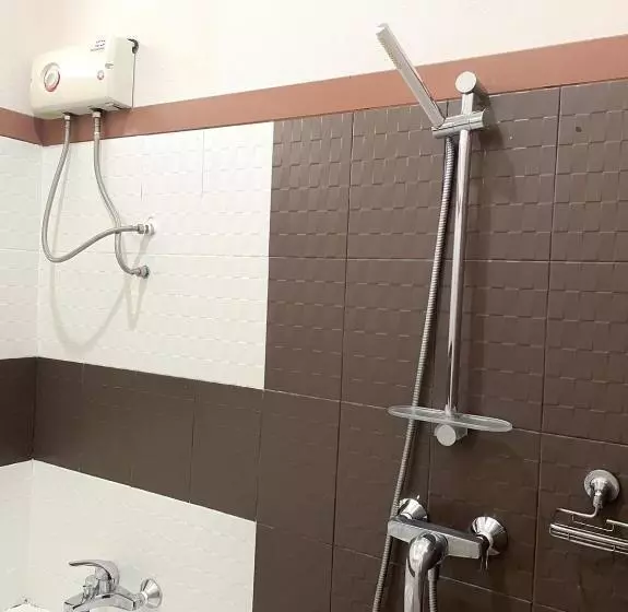 Hotelli Chaithalay Khanom Resort