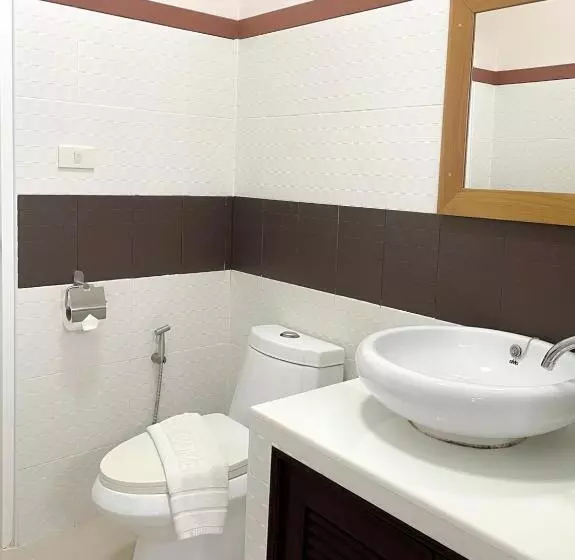 Hotelli Chaithalay Khanom Resort