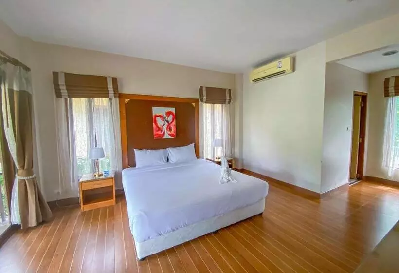 Hotelli Chaithalay Khanom Resort