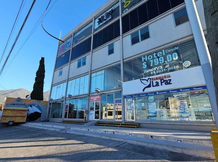 Hotel Sttiny Monterrey Tecnológico