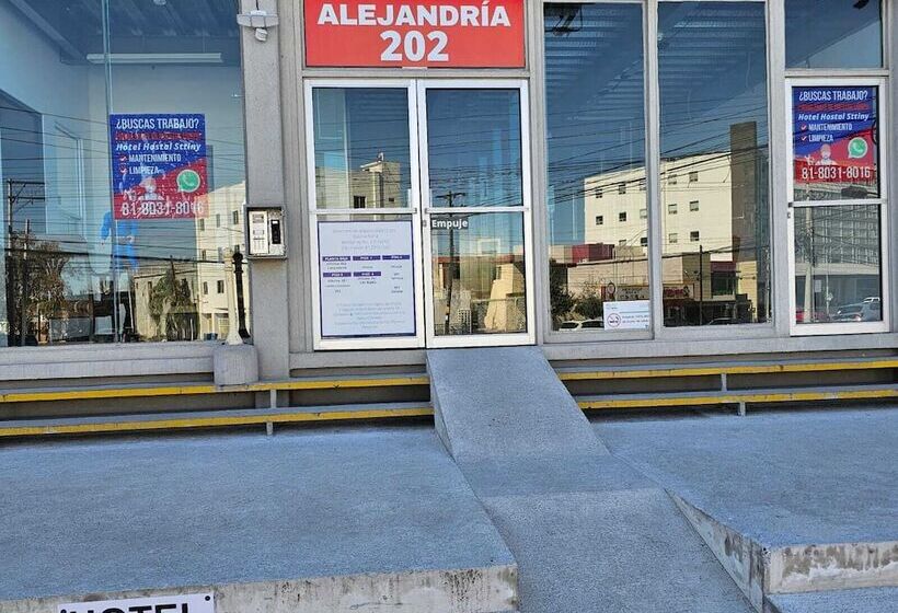 Hotel Sttiny Monterrey Tecnológico