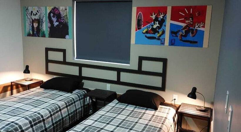 Hotel Sttiny Monterrey Tecnológico