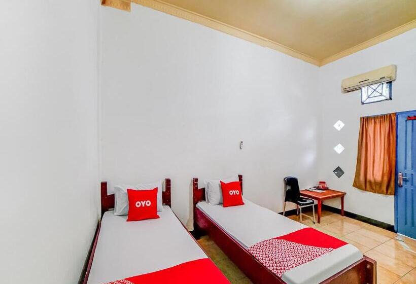 Oyo 90834 Hotel Anugrah