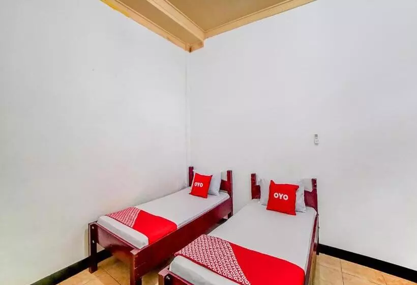 Oyo 90834 Hotel Anugrah