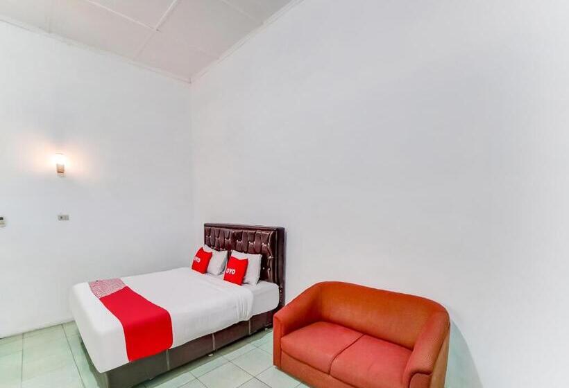Oyo 90834 Hotel Anugrah