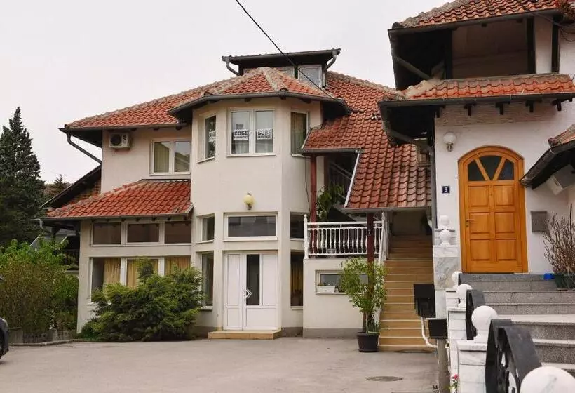 پانسیون Sobe Zlatnik