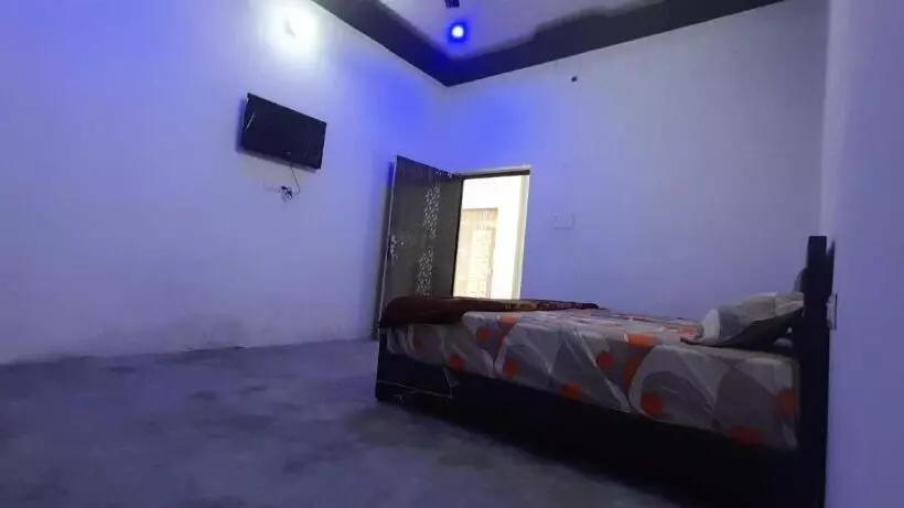 Spot On Hotel Paradise