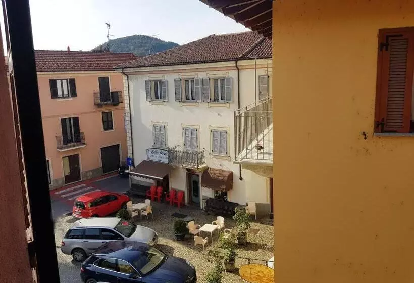 ベッドアンドブレックファースト Appartamento Isabella Nel Centro Di Monastero Bormida