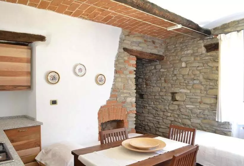ベッドアンドブレックファースト Appartamento Isabella Nel Centro Di Monastero Bormida
