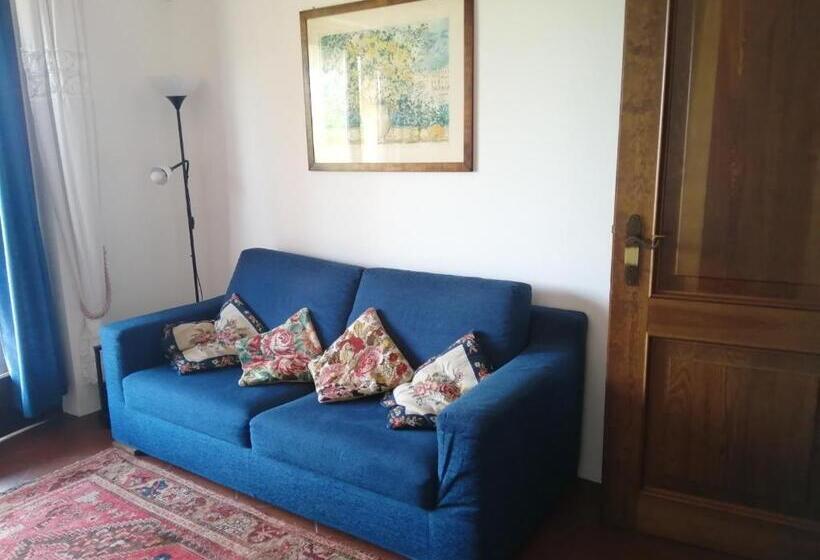 تختخواب و صبحانه Le Viole Bianche