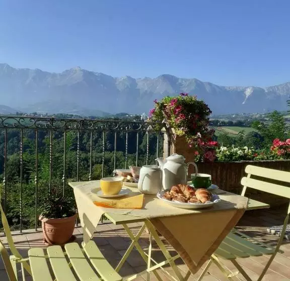 ベッドアンドブレックファースト Mara E Monti