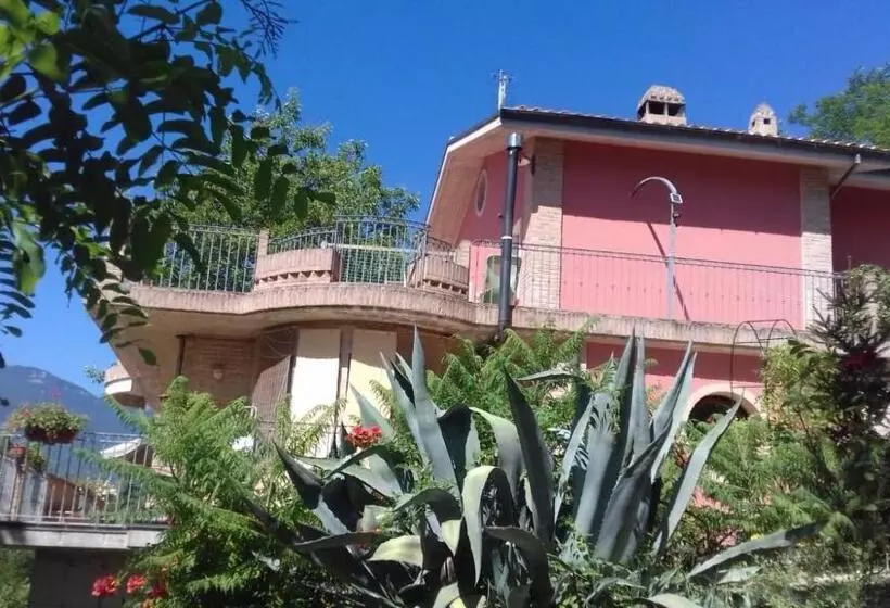 ベッドアンドブレックファースト Mara E Monti