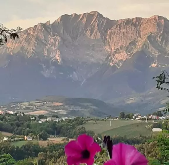 ベッドアンドブレックファースト Mara E Monti