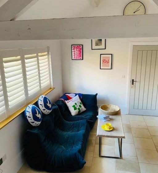 צימר Stunning  Room With A View