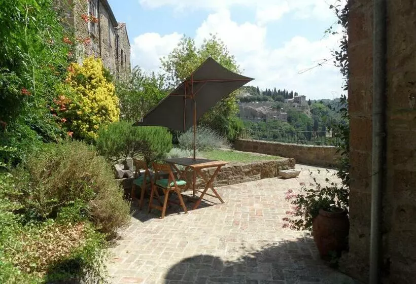 ベッドアンドブレックファースト Un Giardino Nel Tufo