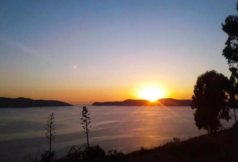 هتل Hostal Qhana Pacha