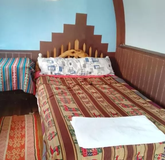هتل Hostal Qhana Pacha