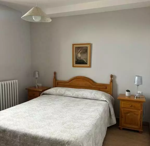 ホテル Hostel El Jardin