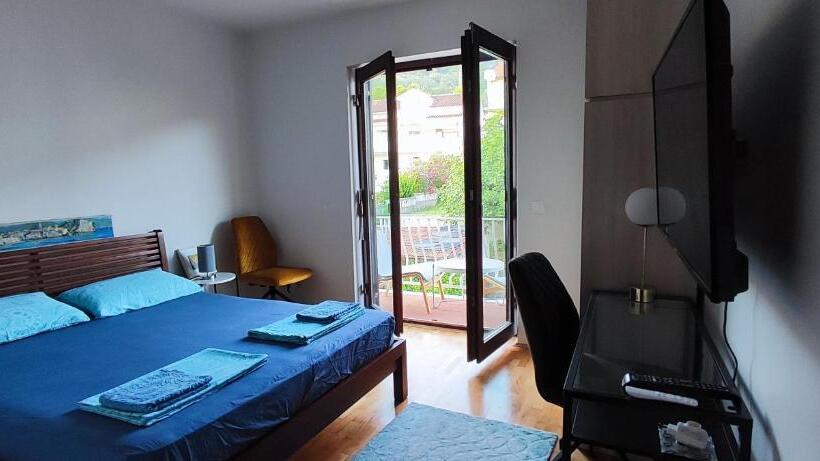 پانسیون Igors