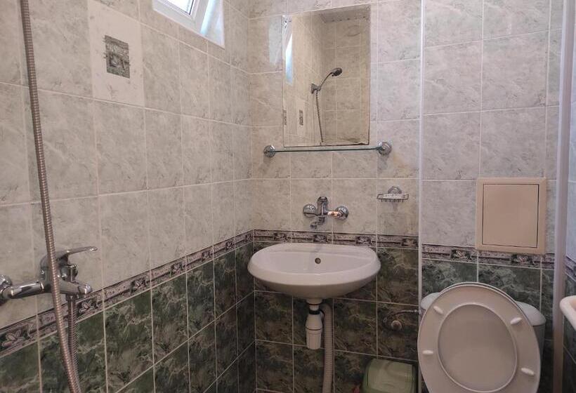 بنسيون Sunny House Apartments