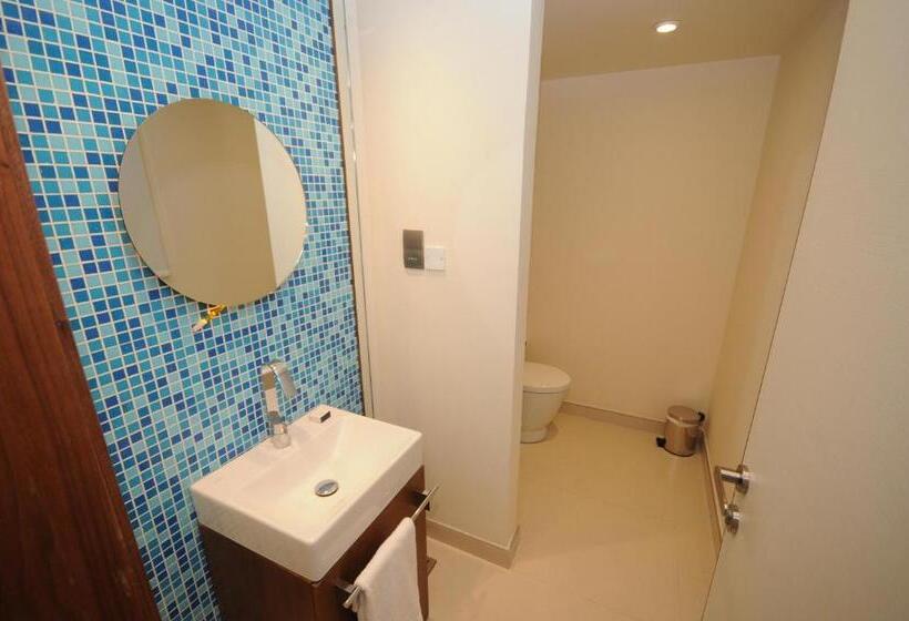 Albander Hotel & Resort