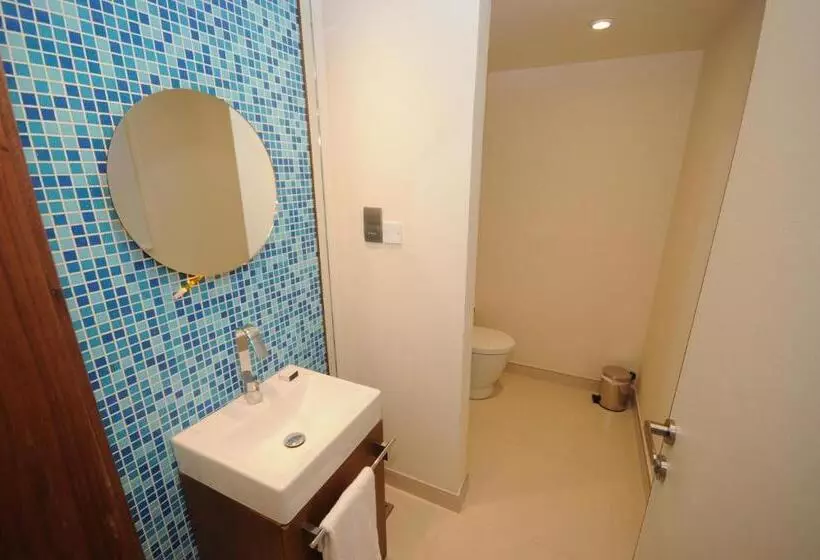 Albander Hotel & Resort