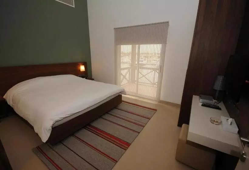 Albander Hotel & Resort