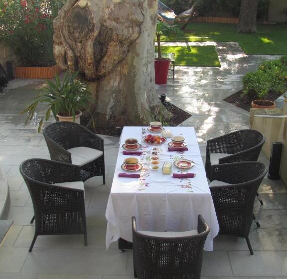 مبيت وإفطار Bohobé Naboty