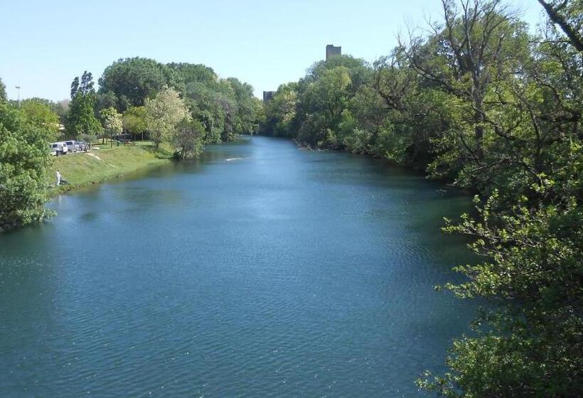 مبيت وإفطار Bohobé Naboty