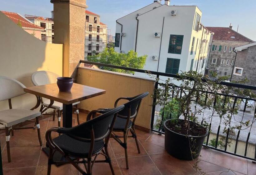 پانسیون Casa Maruca