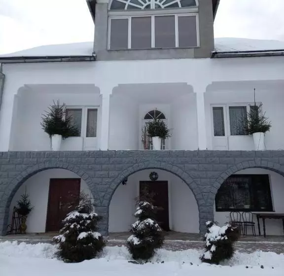 Majatalo садиба віталія