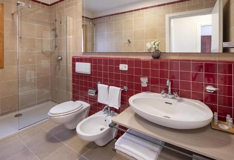 אתר נופש Ethra Reserve Valentino