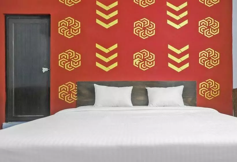 Hotelli Spot On 87204  Royal Palms