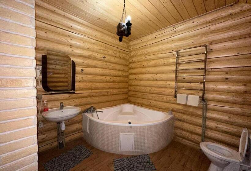 Cămin батярський двір