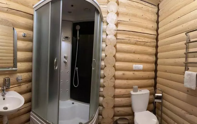 ユースホステル батярський двір