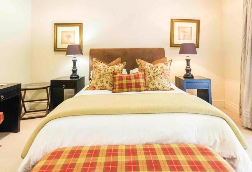 مبيت وإفطار Arum Hill Lodge