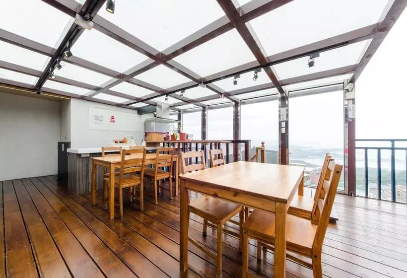 تختخواب و صبحانه Ying Mu Home
