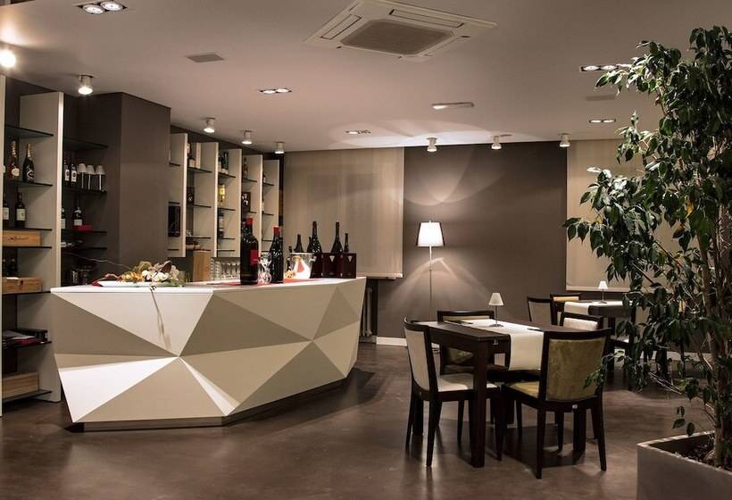 مبيت وإفطار Zara Rooms & Suites