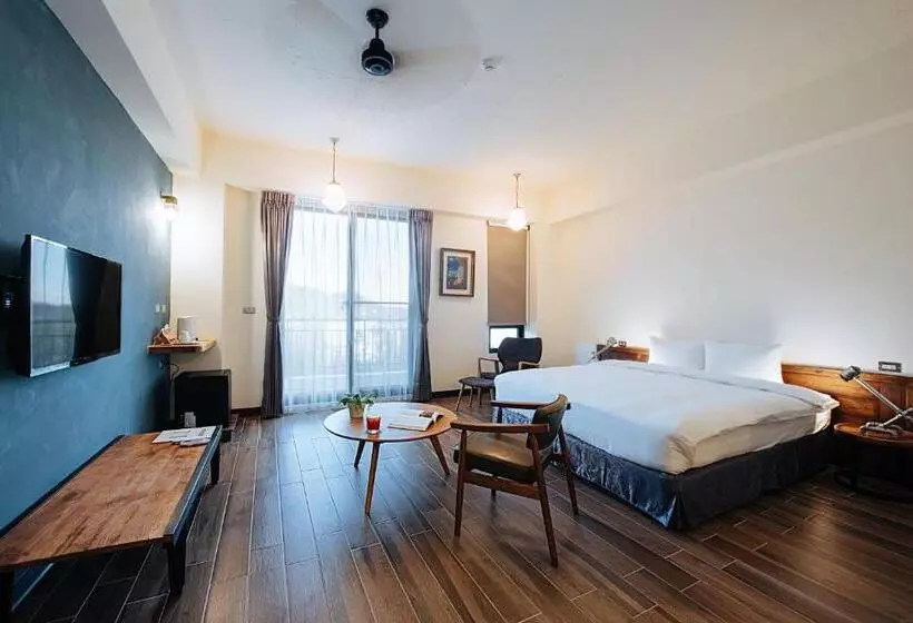 Chillax Inn B&b