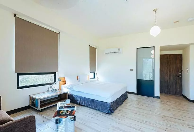 Chillax Inn B&b