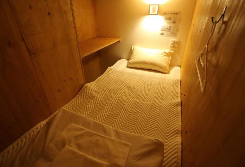 Fuku Hostel Nagomi Namba