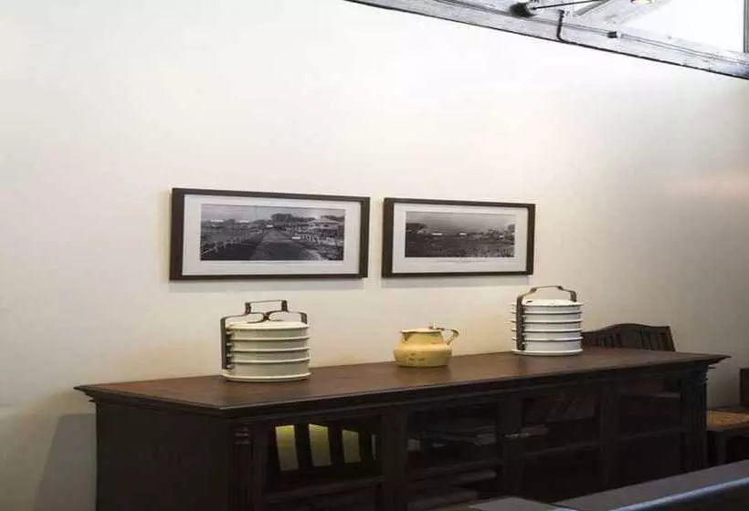 ホテル Baan Luang Rajamaitri Historic Inn
