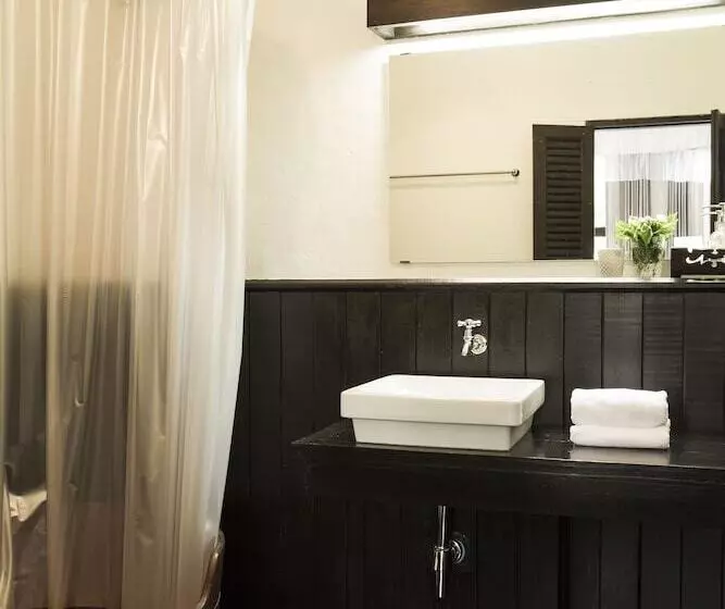 ホテル Baan Luang Rajamaitri Historic Inn